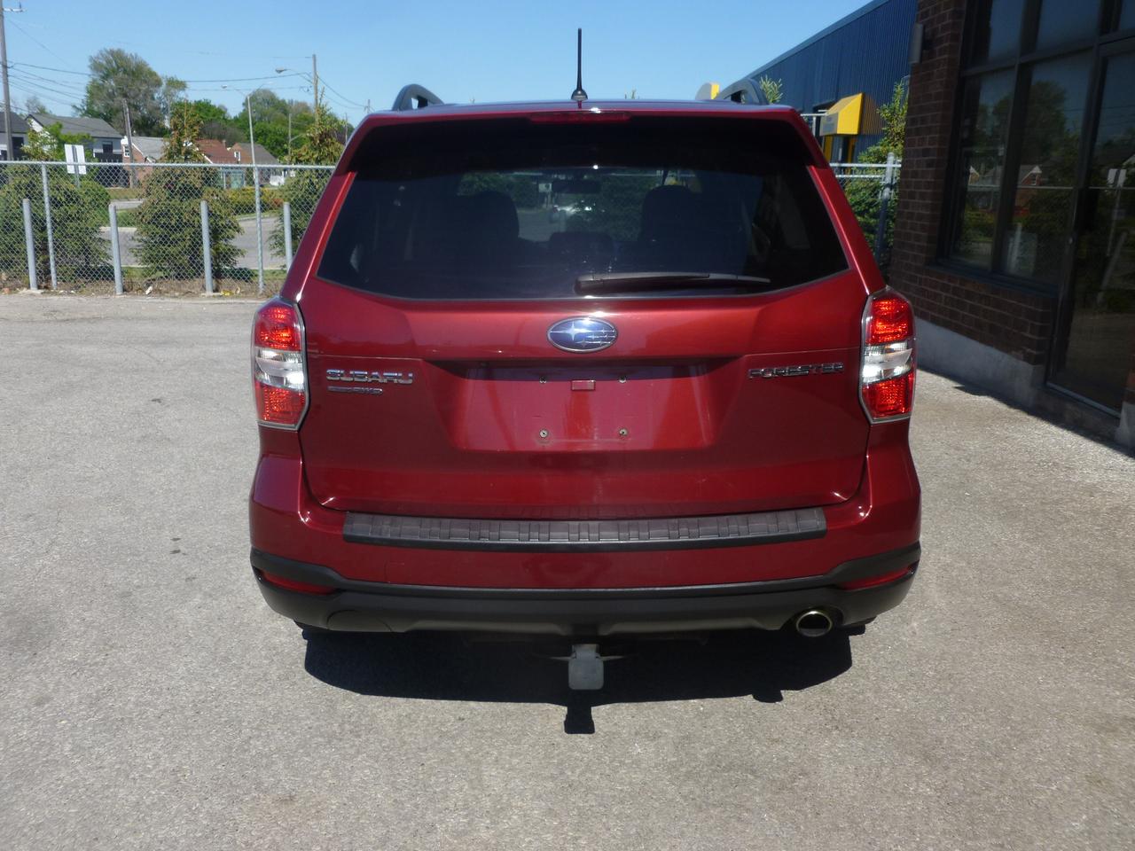 2014 Subaru Forester i Limited w/Eyesight & Multimedia Photo3