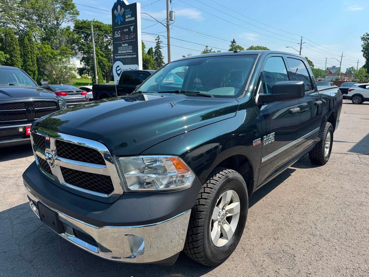 2017 RAM 1500 4WD Crew Cab 140.5" ST Photo