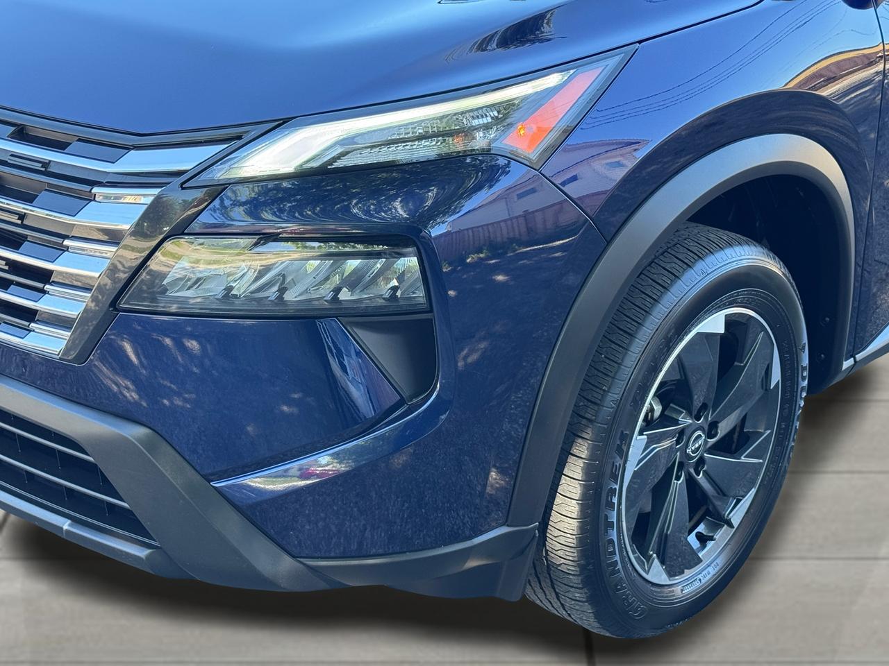 2024 Nissan Rogue SV Moonroof+ONE OWNER+CLEAN CARFAX Photo