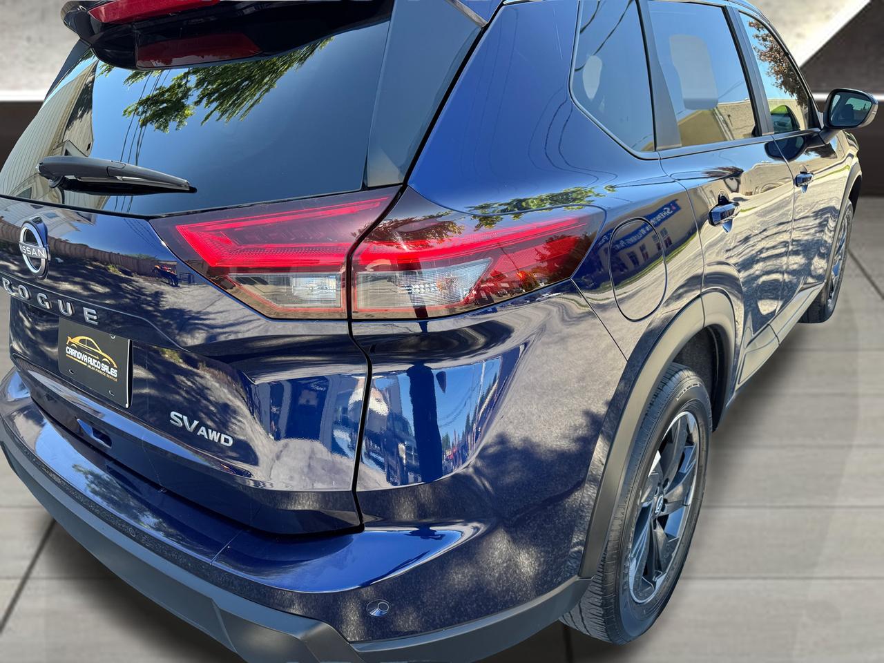 2024 Nissan Rogue SV Moonroof+ONE OWNER+CLEAN CARFAX Photo