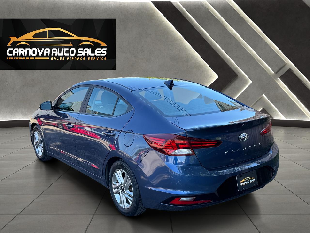 2019 Hyundai Elantra Preferred+One Owner+CLEAN CARFAX Photo4