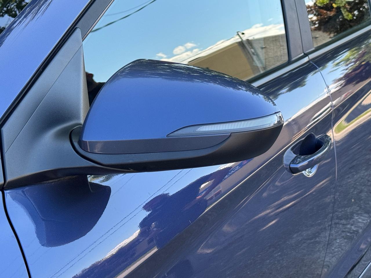 2019 Hyundai Elantra Preferred+One Owner+CLEAN CARFAX Photo