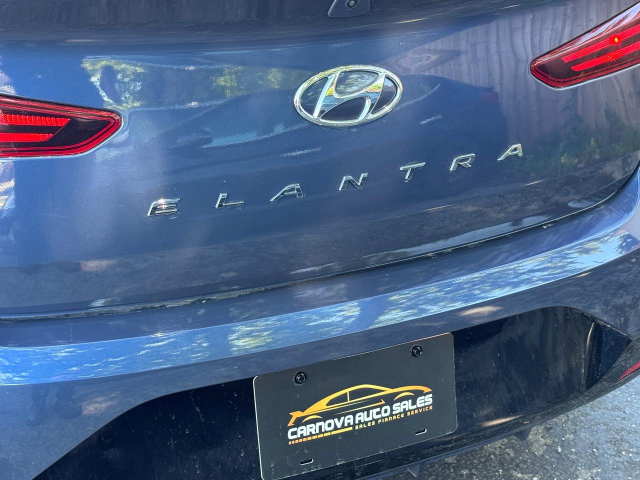 2019 Hyundai Elantra Preferred+One Owner+CLEAN CARFAX Photo