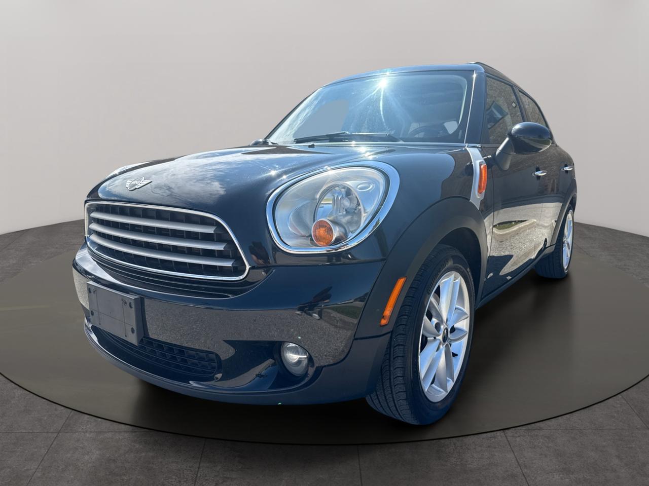 2011 MINI Cooper Countryman FWD 4dr Photo3