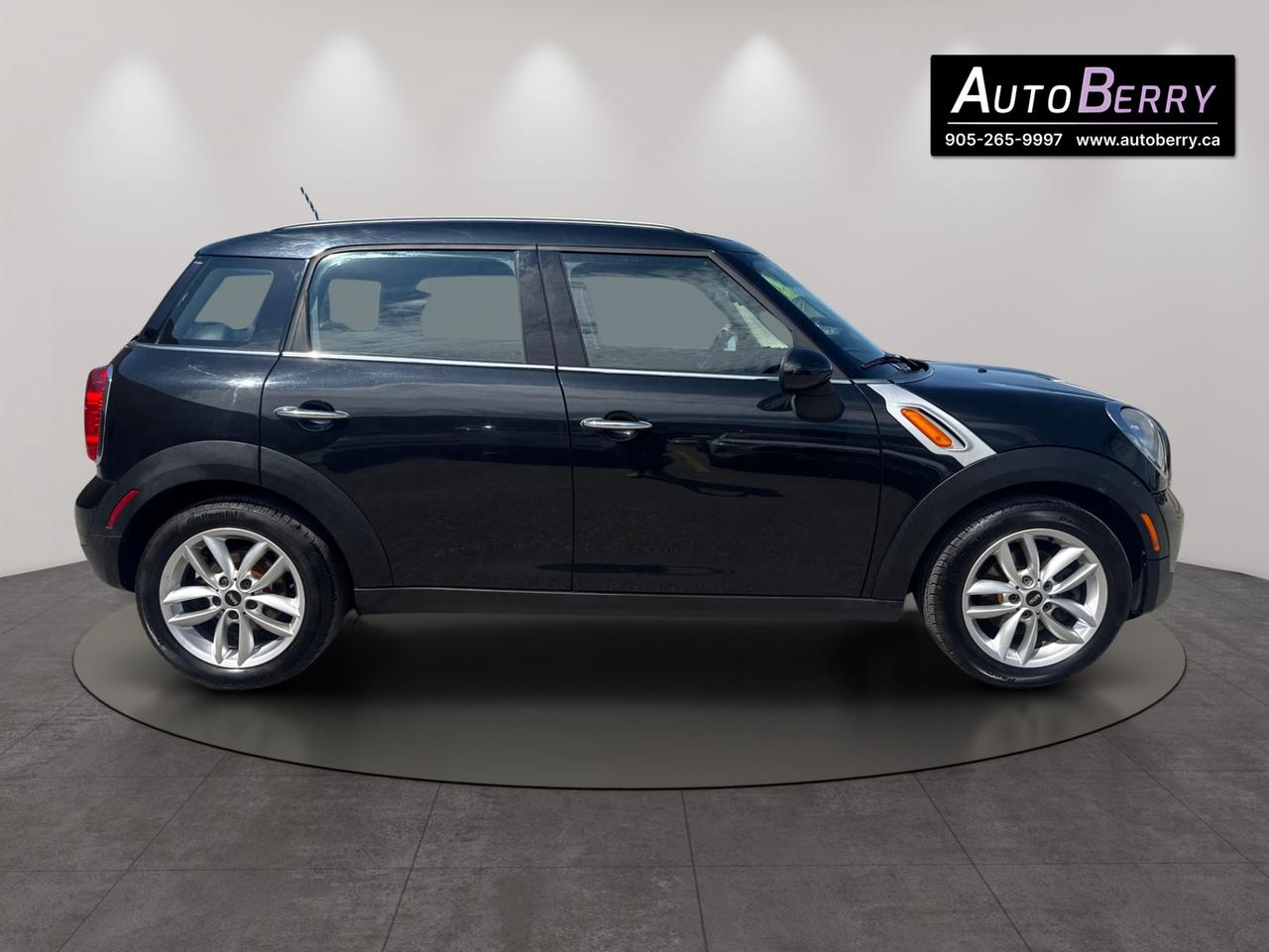 2011 MINI Cooper Countryman FWD 4dr Photo