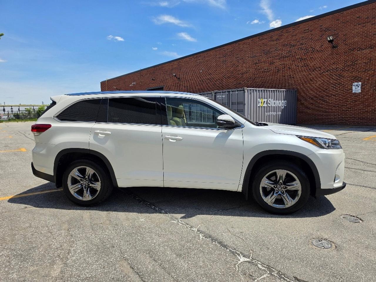2019 Toyota Highlander AWD LIMITED-7 PASSENGER-FULLY LOADED-CERTIFIED Photo