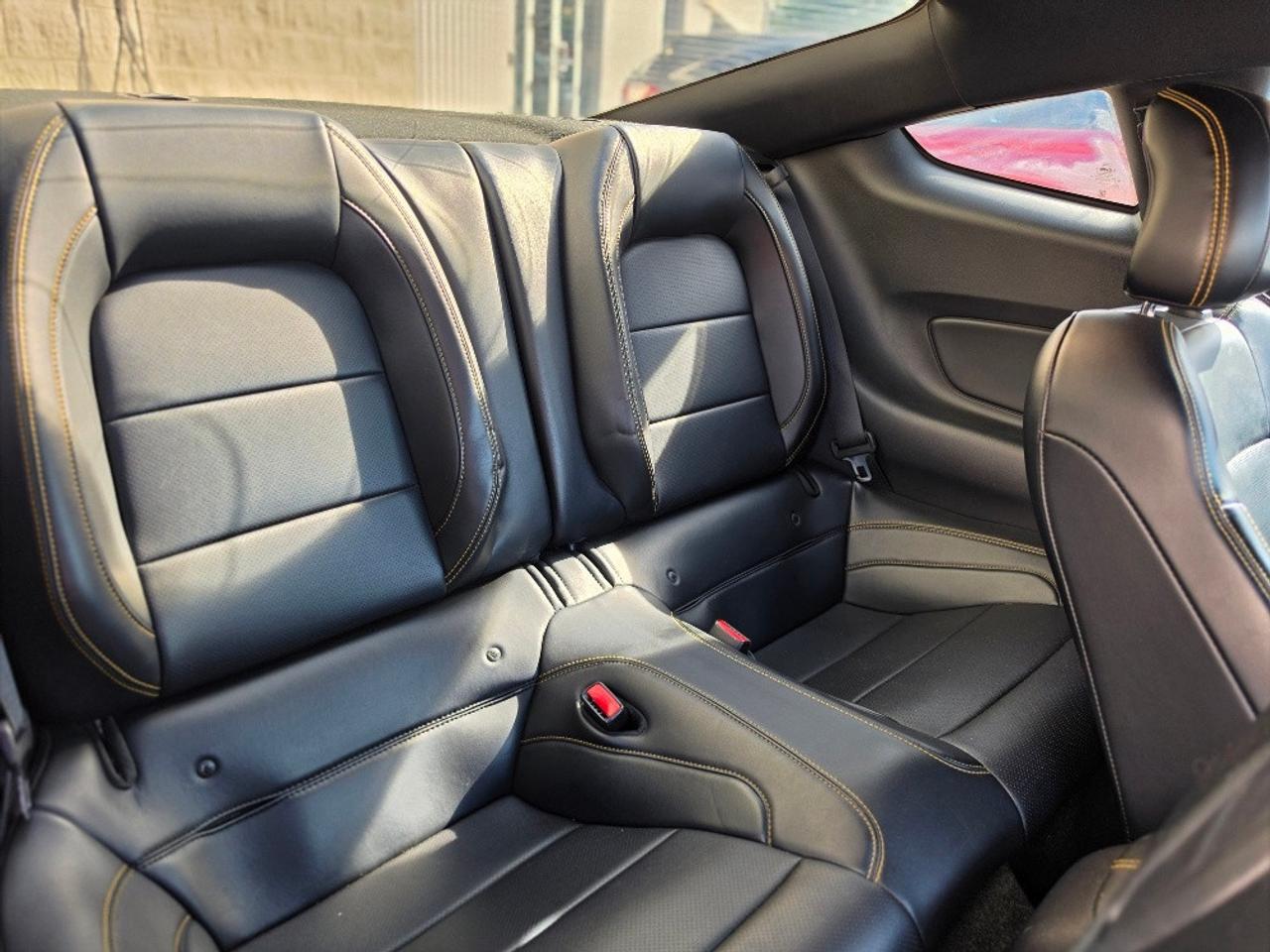 2016 Ford Mustang GT 5.0L V8 LEATHER-NAVI-CAMERA-REMOTE START-AUTO!! Photo