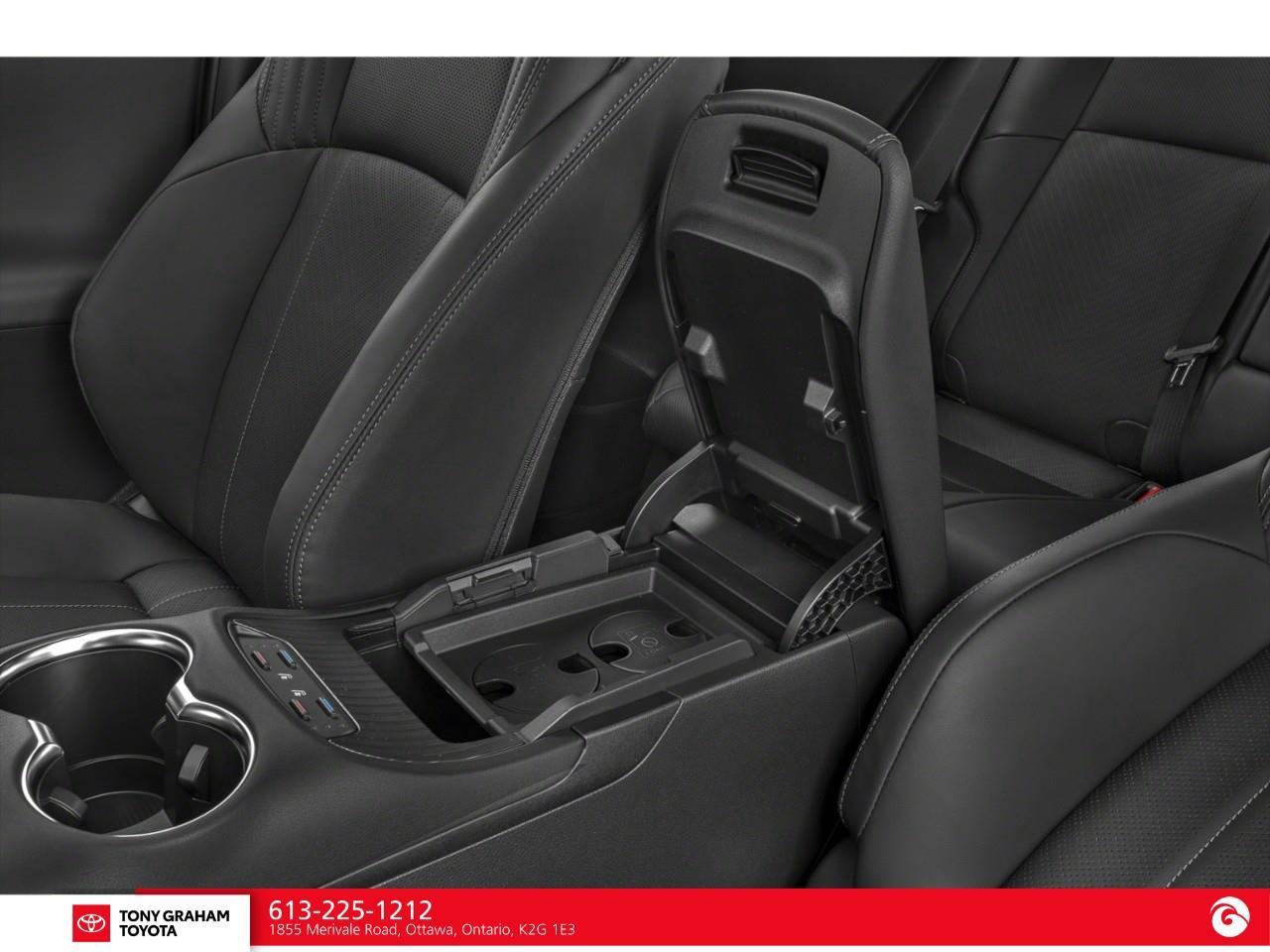 2022 Toyota Venza LIMITED Photo