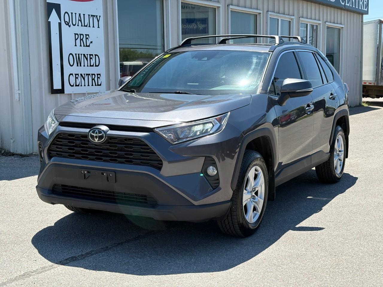 2020 Toyota RAV4 XLE AWD Photo