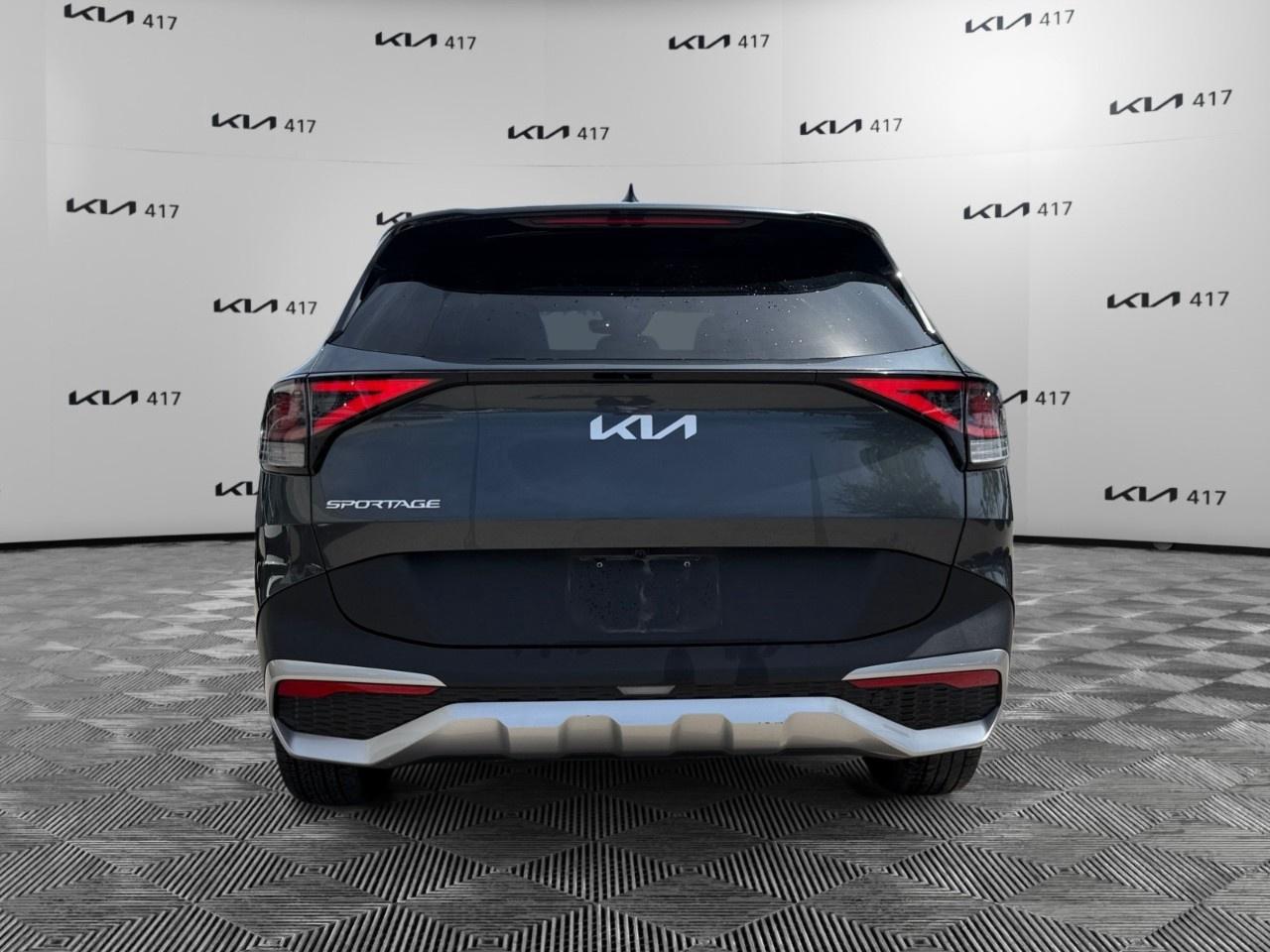 2023 Kia Sportage LX FWD Photo3