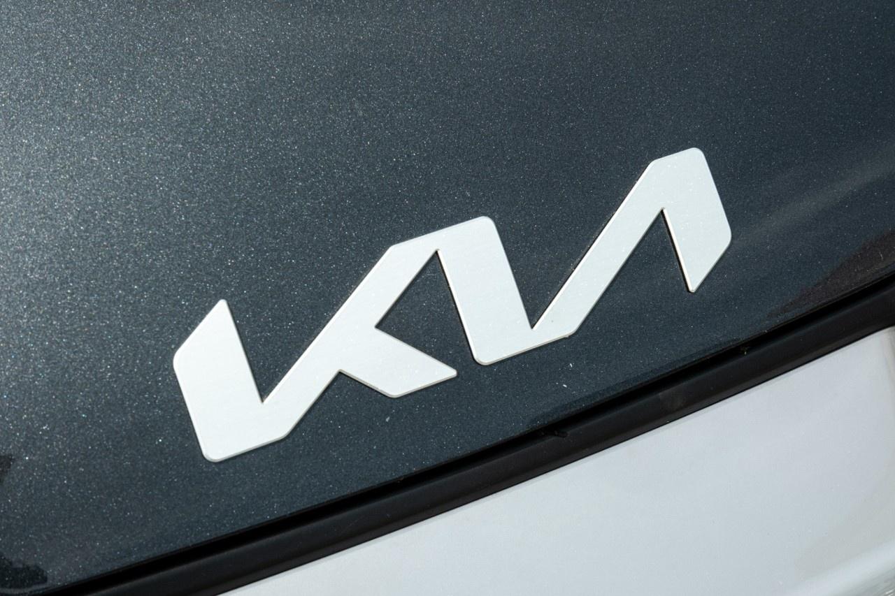 2023 Kia Sportage LX FWD Photo