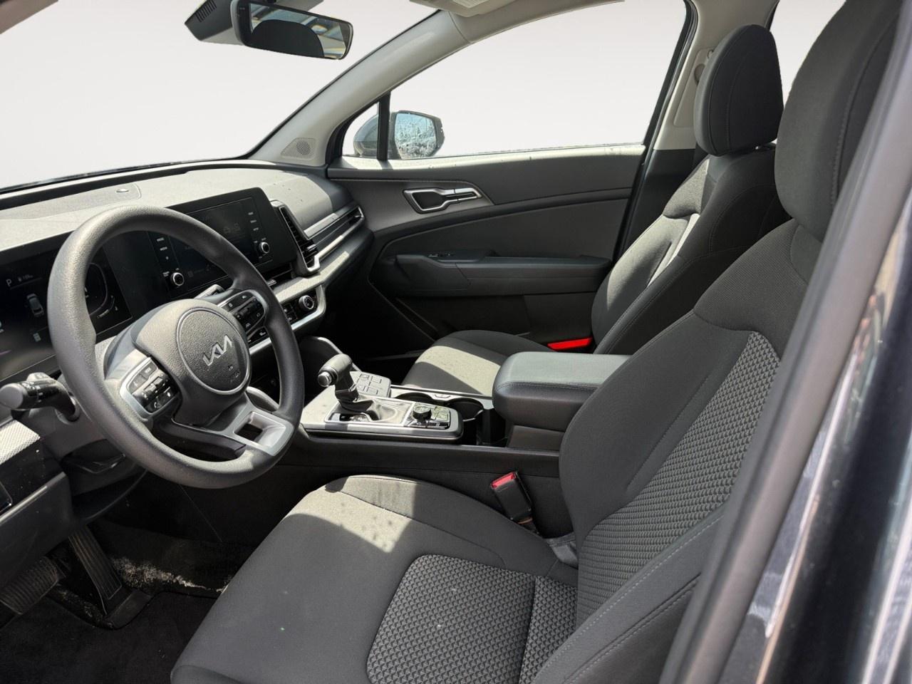 2023 Kia Sportage LX FWD Photo
