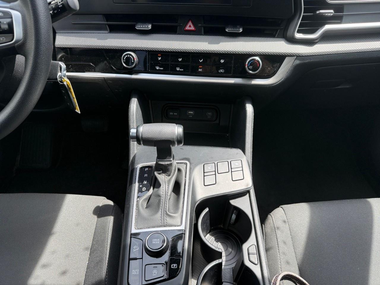 2023 Kia Sportage LX FWD Photo