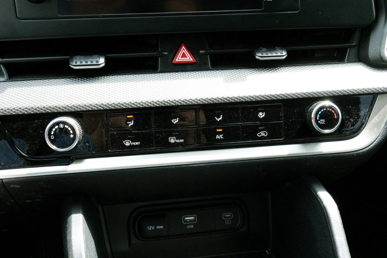 2023 Kia Sportage LX FWD Photo