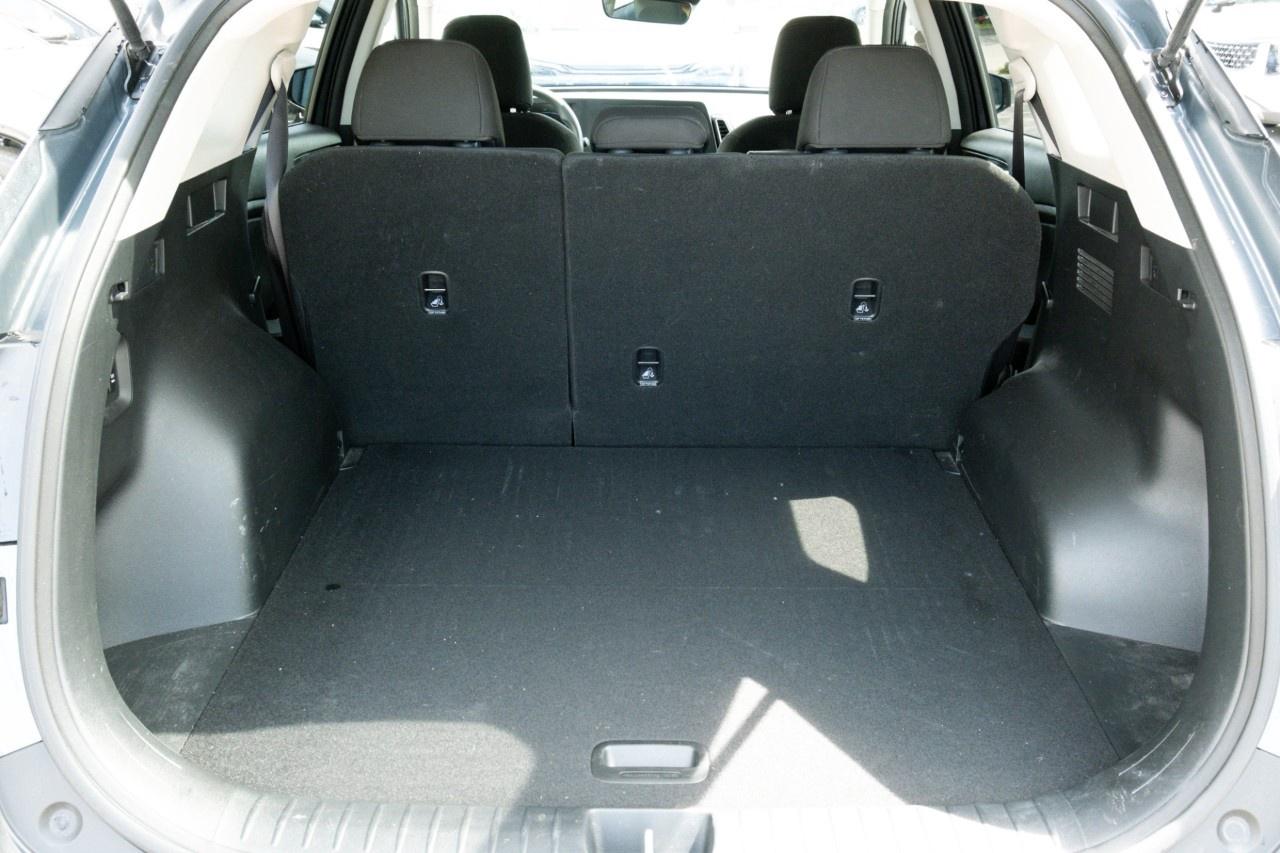 2023 Kia Sportage LX FWD Photo