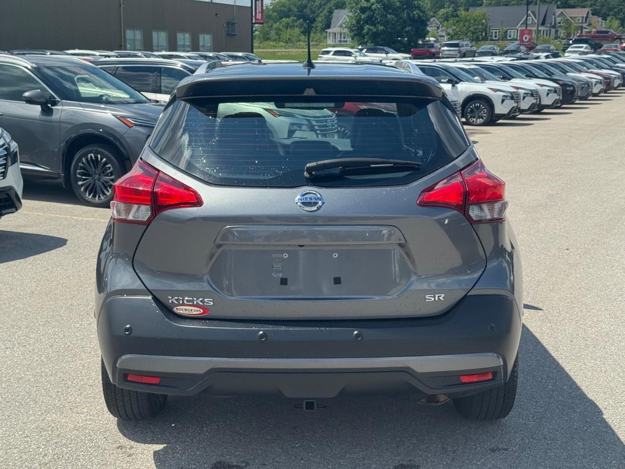 2020 Nissan Kicks SR FWD Photo