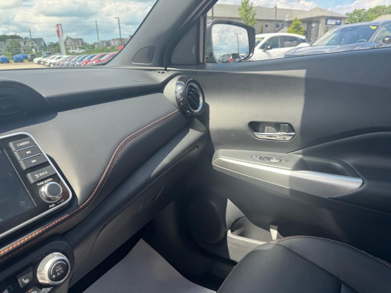 2020 Nissan Kicks SR FWD Photo