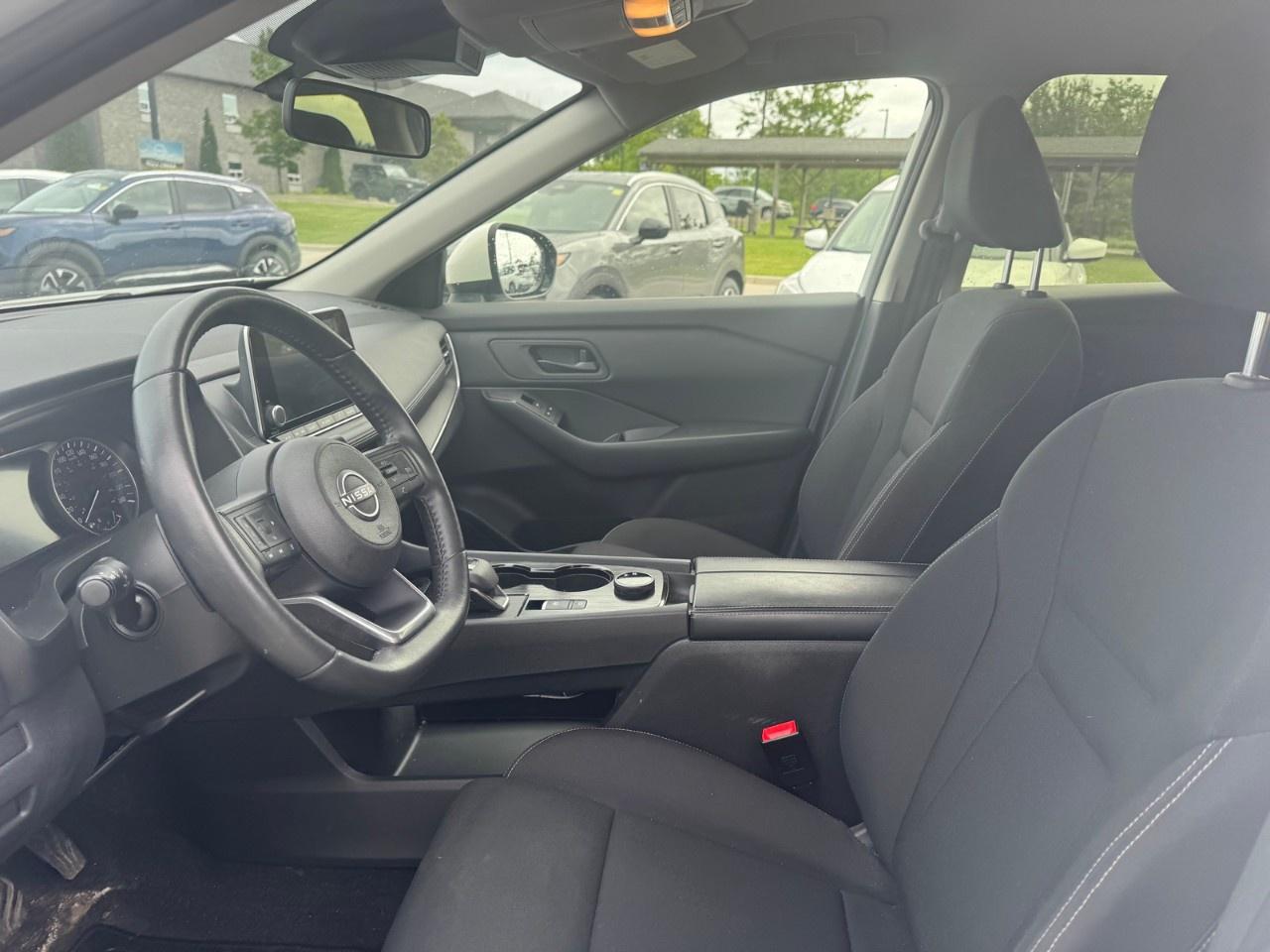 2024 Nissan Rogue AWD S Photo