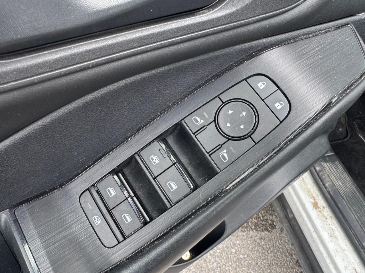 2024 Nissan Rogue AWD S Photo