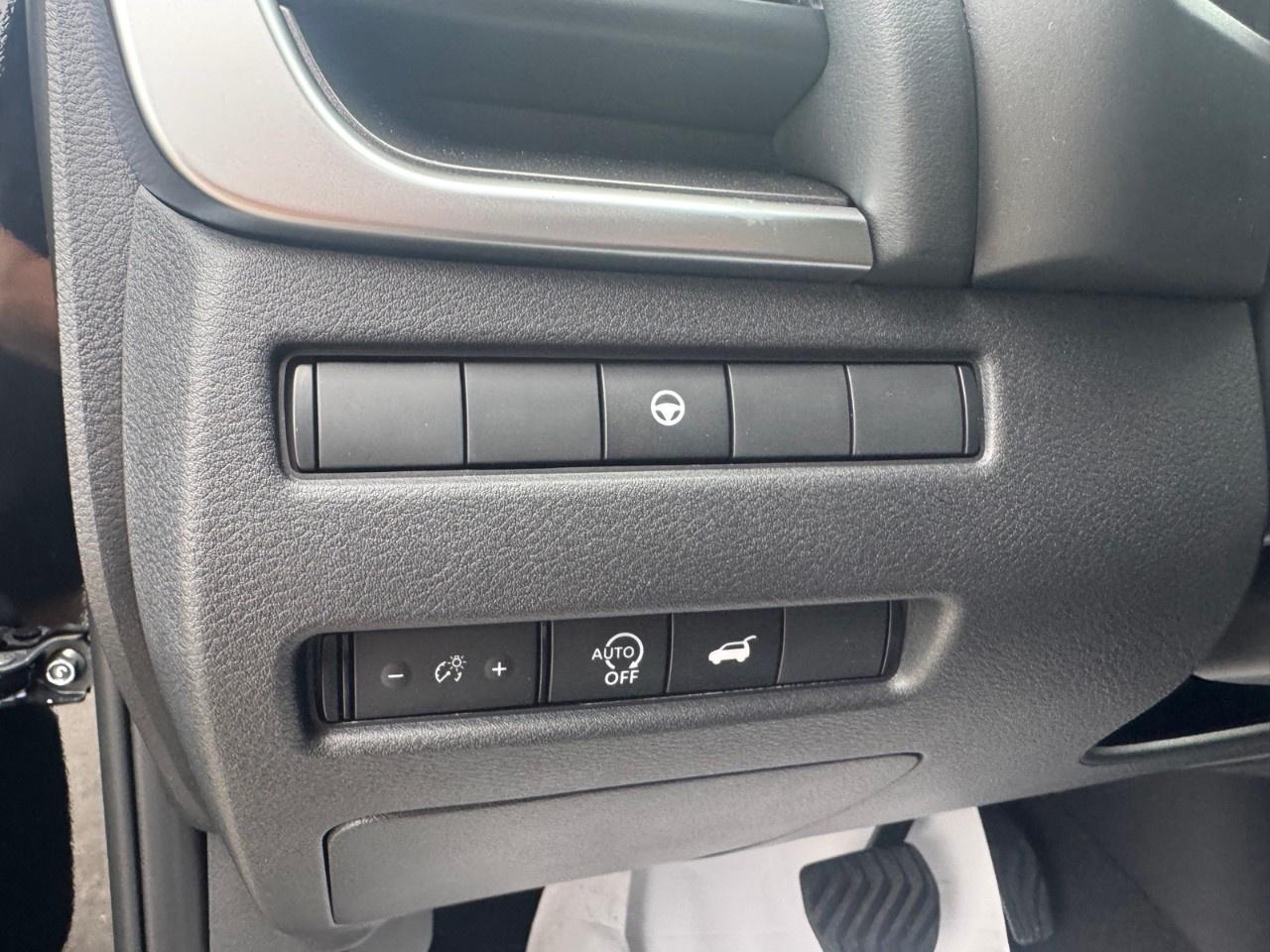 2026 Nissan Rogue AWD SV Moonroof Photo