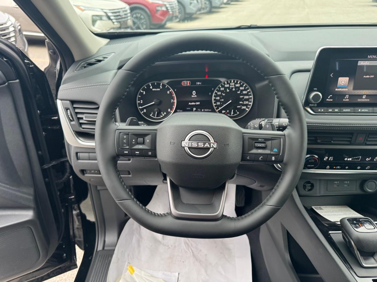 2026 Nissan Rogue AWD SV Moonroof Photo