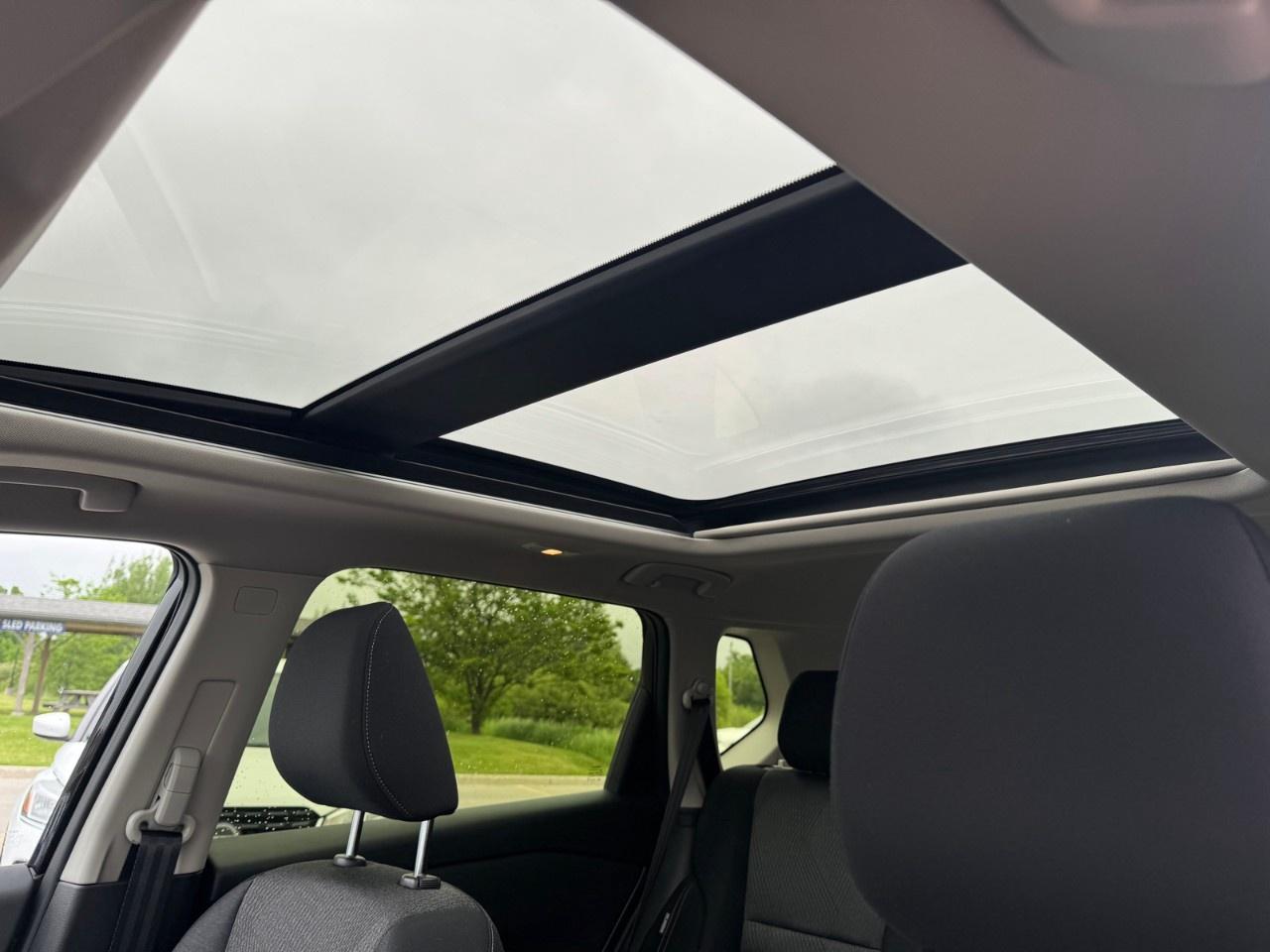 2026 Nissan Rogue AWD SV Moonroof Photo