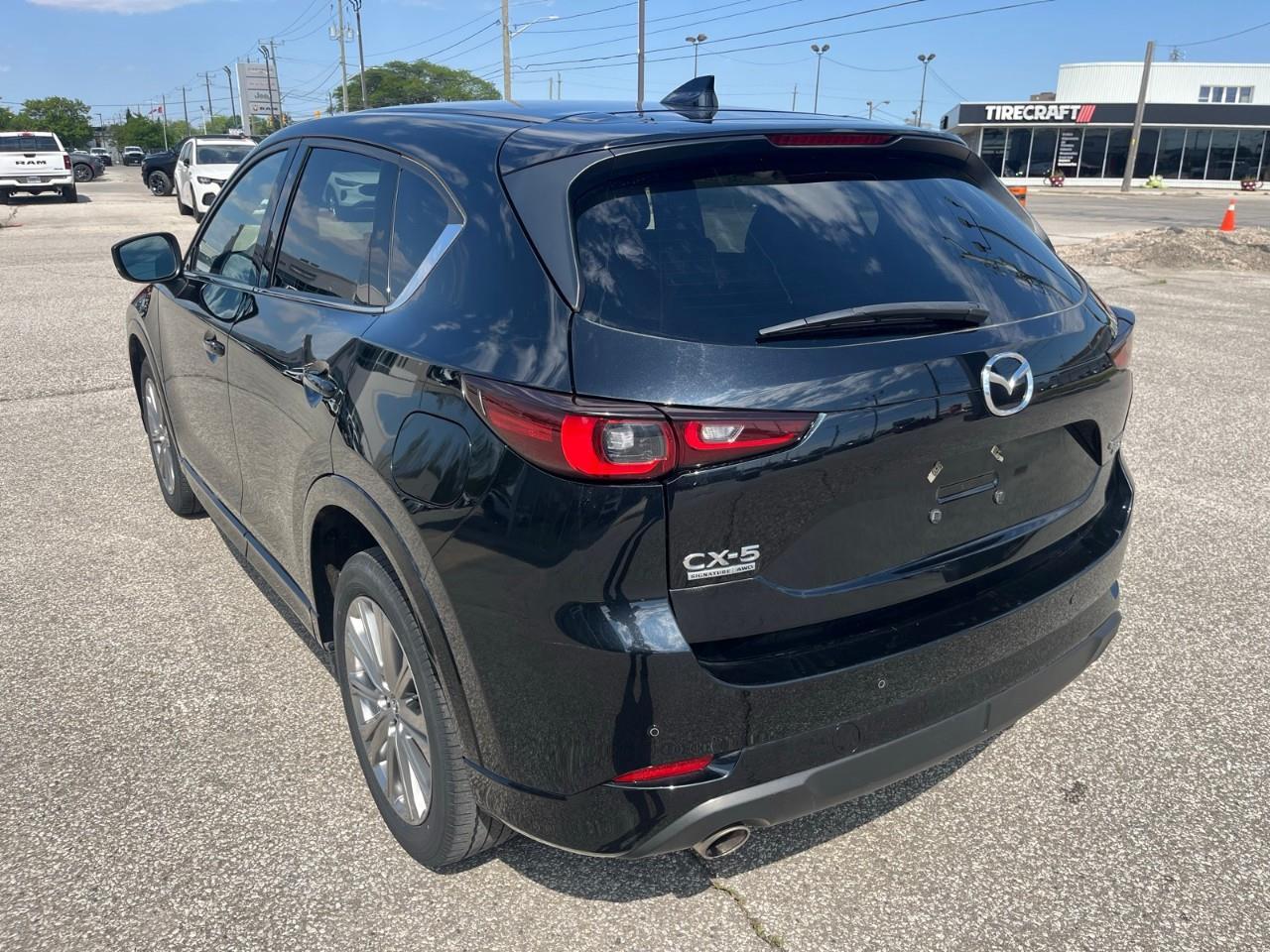 2023 Mazda CX-5 Signature Power Liftgate | Navigation System Photo