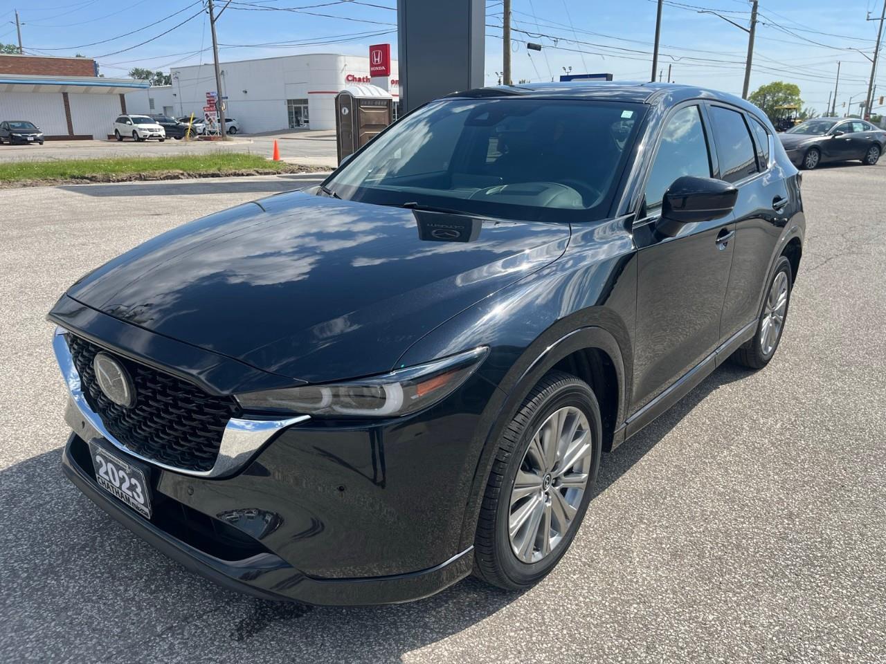2023 Mazda CX-5 Signature Power Liftgate | Navigation System Photo