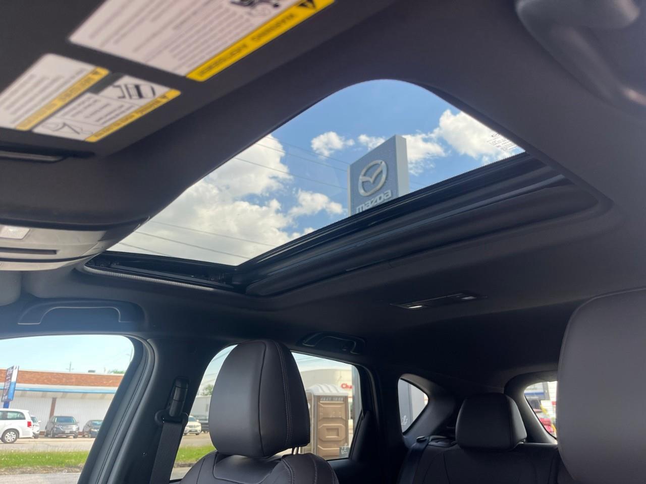 2023 Mazda CX-5 Signature Power Liftgate | Navigation System Photo