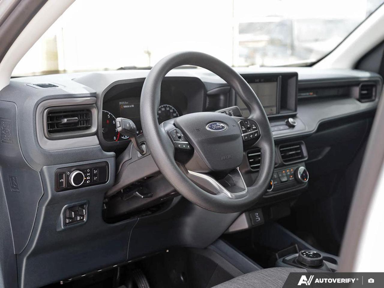 2023 Ford Maverick XLT HARD TRI-FOLD TONNEAU COVER | APPLE CARPLAY/ANDROI Photo