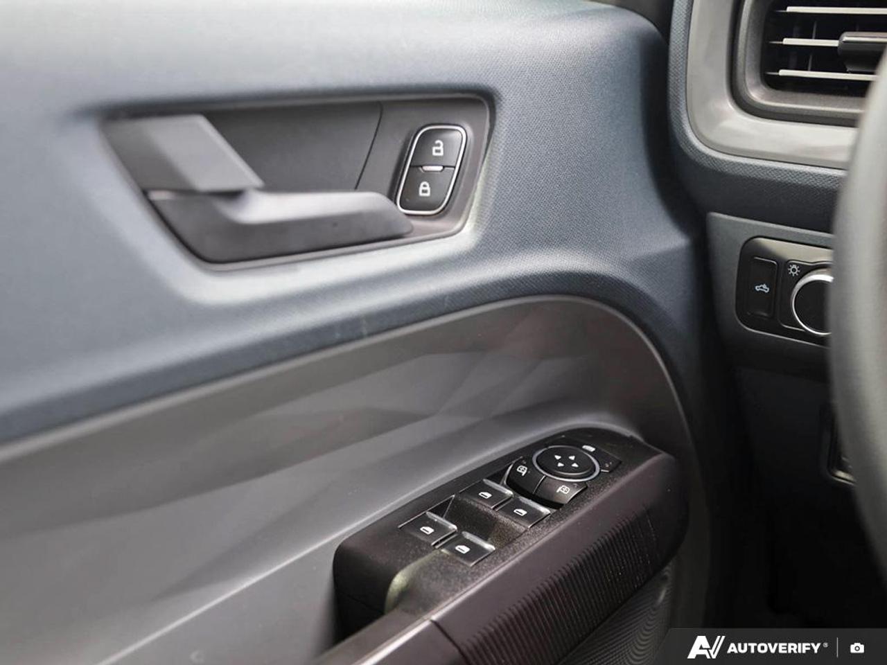 2023 Ford Maverick XLT HARD TRI-FOLD TONNEAU COVER | APPLE CARPLAY/ANDROI Photo