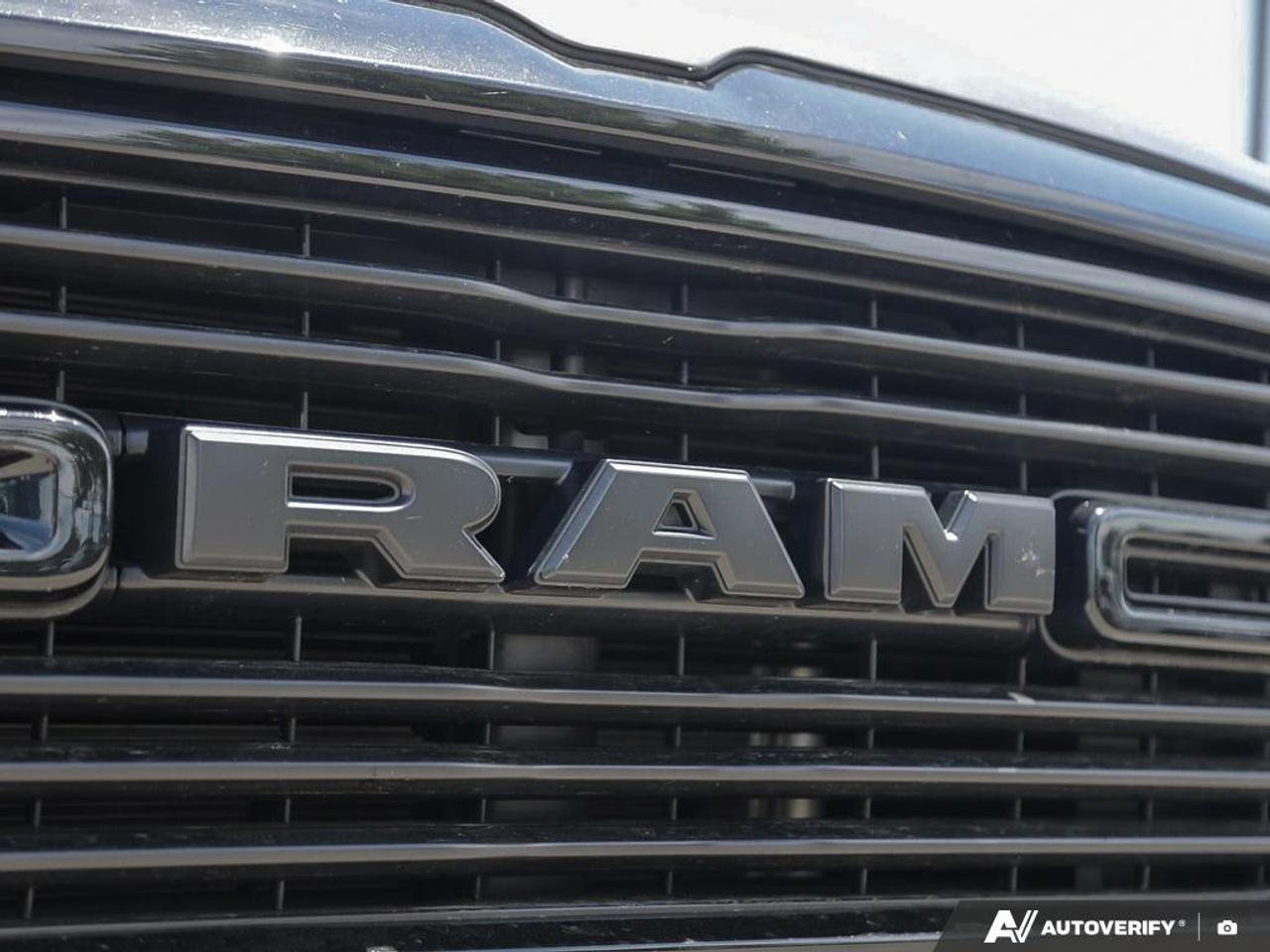 2022 RAM 1500 Sport NIGHT EDITION | DUAL–PANE PANORAMIC SUNROOF | Photo