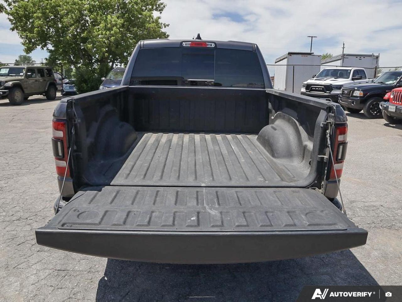2022 RAM 1500 Sport NIGHT EDITION | DUAL–PANE PANORAMIC SUNROOF | Photo