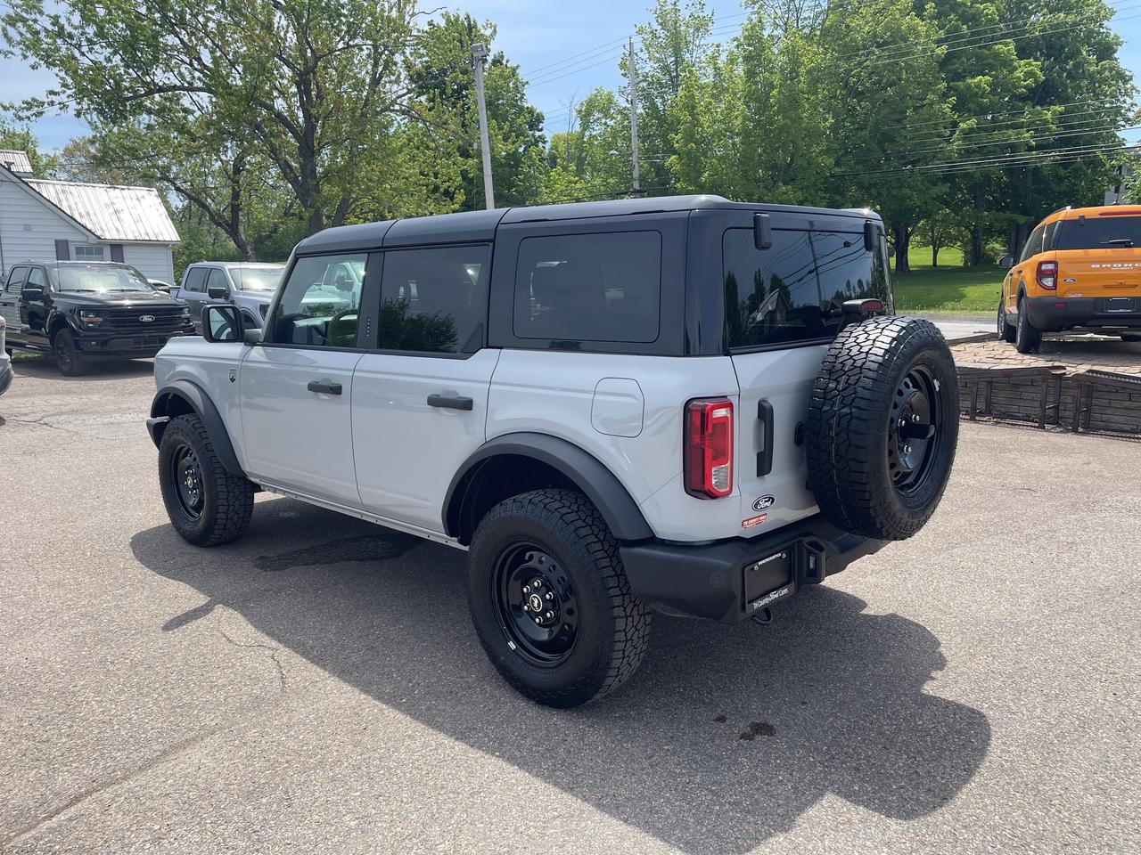 2026 Ford Bronco Big Bend Photo4