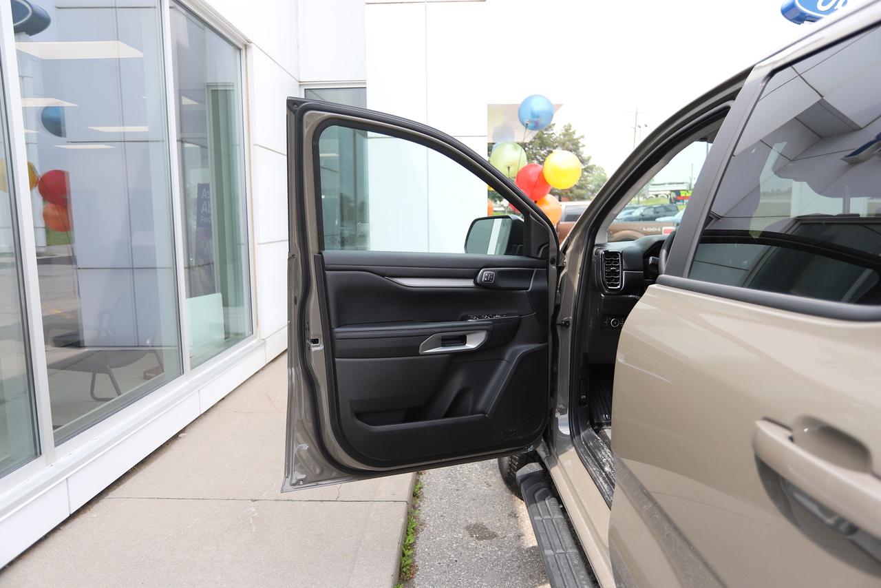 2026 Ford Ranger LARIAT 4WD SuperCrew 5' Box Photo