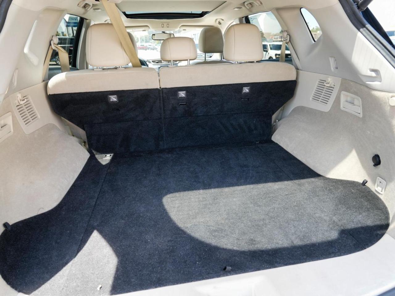 2019 Nissan Murano AWD SV | CREAM LEATHER | PANO ROOF | CLEAN CAR FAX Photo