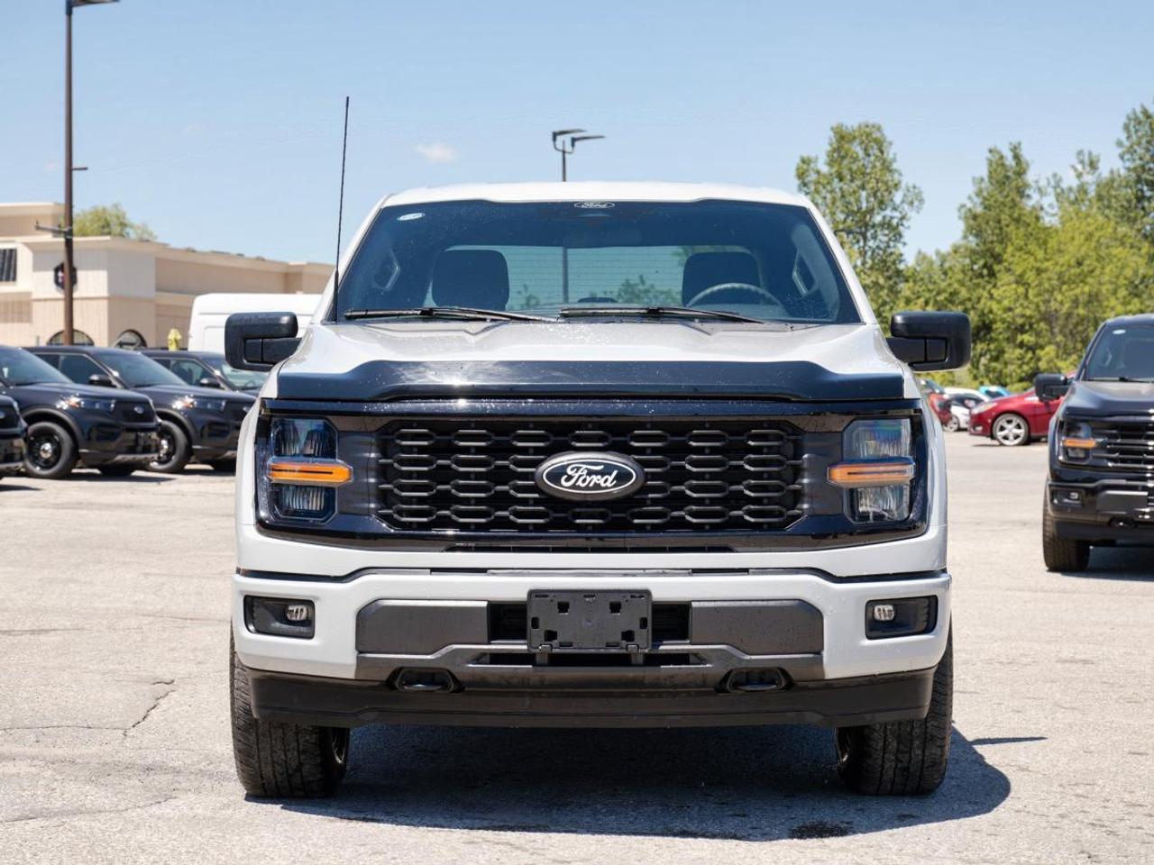 2024 Ford F-150 STX 4WD SuperCrew 5.5' Box | TONNEAU COVER | GREAT Photo