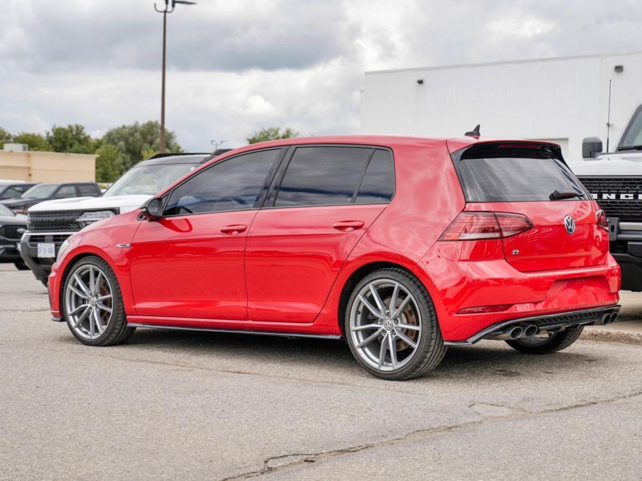 2018 Volkswagen Golf R 5-door Manual | LEATHER | GREAT KM | MANUAL Photo