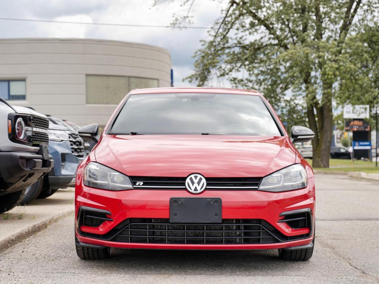 2018 Volkswagen Golf R 5-door Manual | LEATHER | GREAT KM | MANUAL Photo