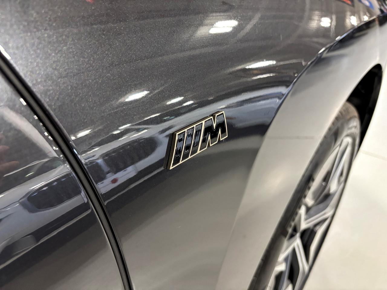 2023 BMW iX M60|AWD|SMARTGLASSROOF|MASSAGE|HUD|CLUSTERNAV|+++ Photo3