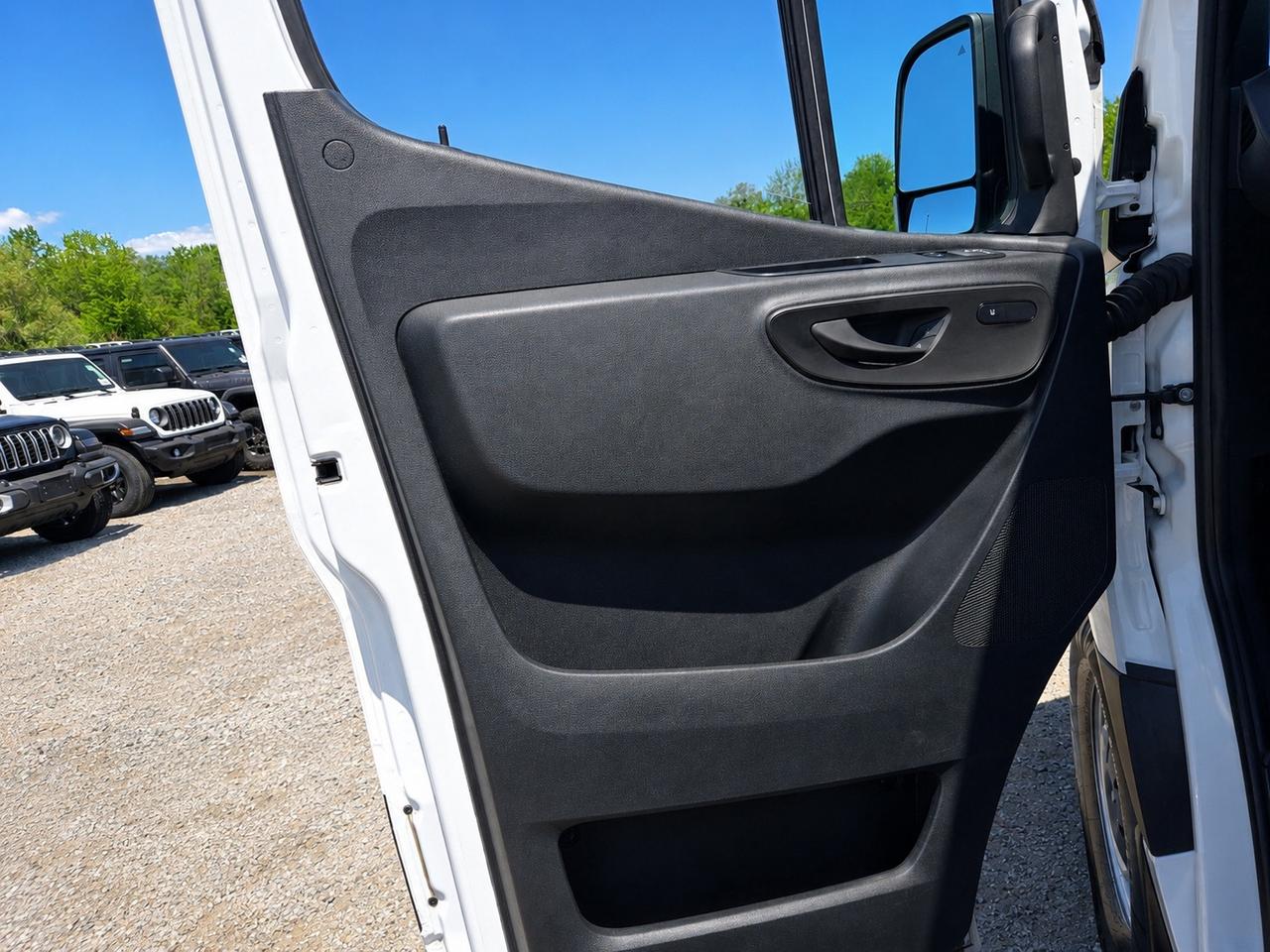 2025 Mercedes-Benz Sprinter Cargo Van 2500 High Roof Diesel 170" WB | LOW KM | RWD Photo