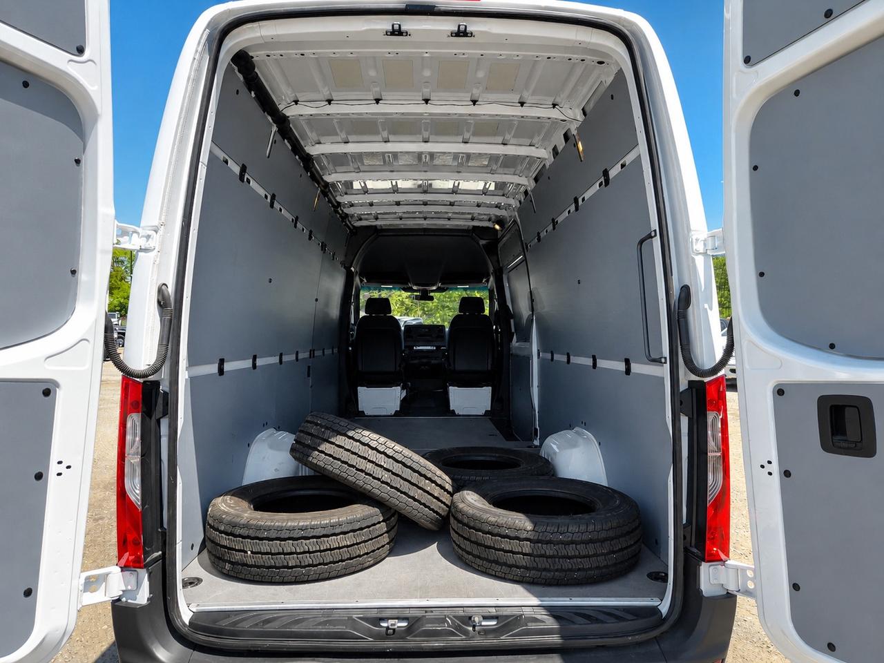2025 Mercedes-Benz Sprinter Cargo Van 2500 High Roof Diesel 170" WB | LOW KM | RWD Photo