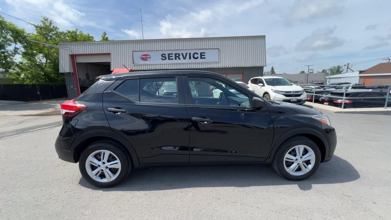 2019 Nissan Kicks ONLY 73,000KMS!! | BLUETOOTH | REAR CAM | AC Photo