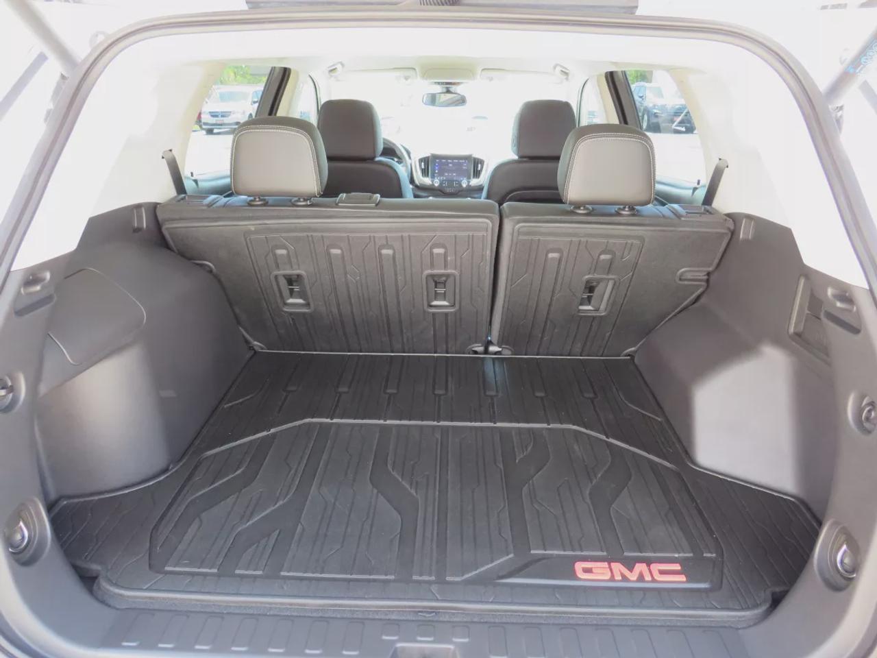 2024 GMC Terrain Denali | Clean Carfax Report | AWD | Leather | Heated Front And Rear Seats | Navigation | Heads Up Display | Photo