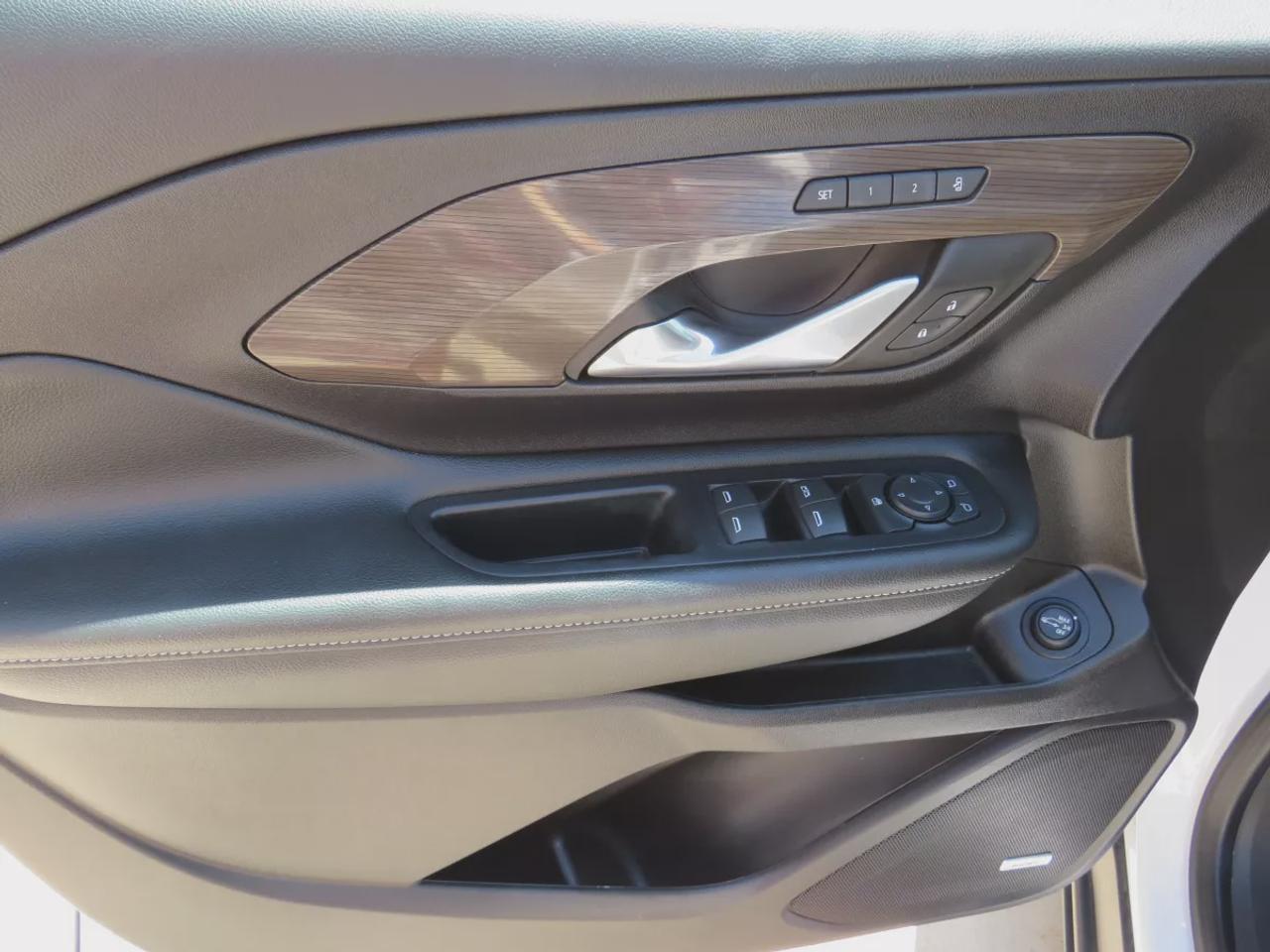2024 GMC Terrain Denali | Clean Carfax Report | AWD | Leather | Heated Front And Rear Seats | Navigation | Heads Up Display | Photo