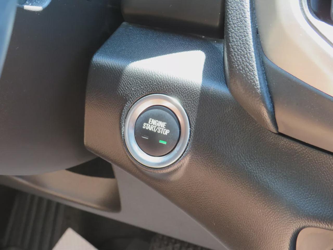 2024 GMC Terrain Denali | Clean Carfax Report | AWD | Leather | Heated Front And Rear Seats | Navigation | Heads Up Display | Photo