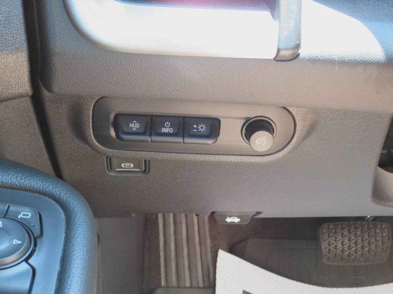 2024 GMC Terrain Denali | Clean Carfax Report | AWD | Leather | Heated Front And Rear Seats | Navigation | Heads Up Display | Photo
