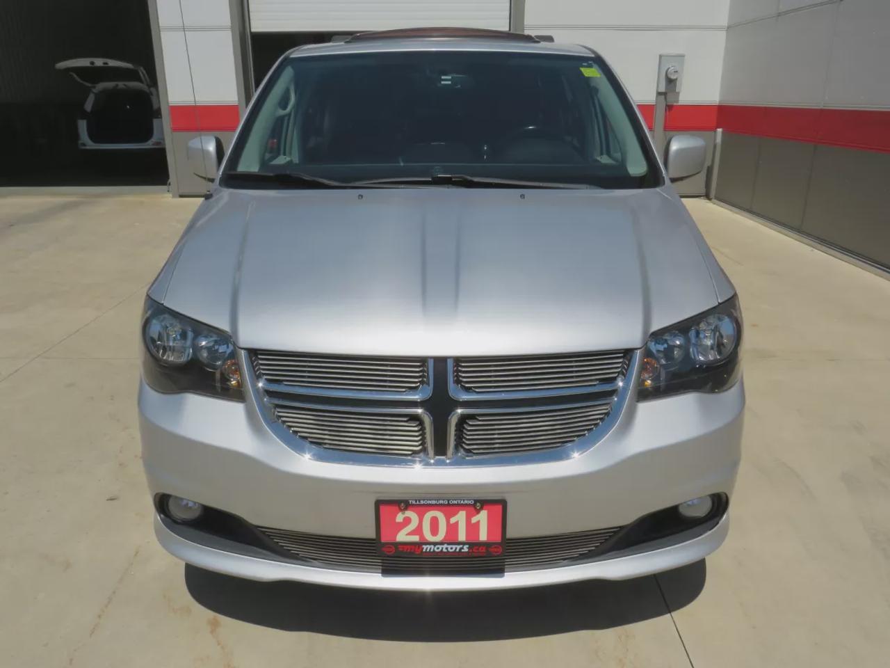 2011 Dodge Grand Caravan Crew Plus | Tints | 7 Passenger | Stow and Go Seating| Power Sliding Doors | Power Seating | Photo