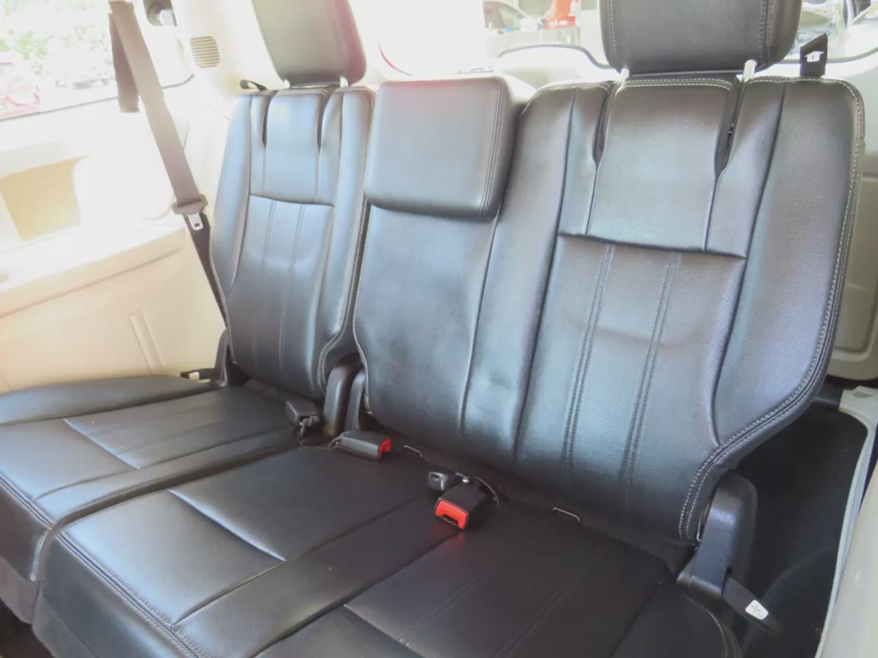 2011 Dodge Grand Caravan Crew Plus | Tints | 7 Passenger | Stow and Go Seating| Power Sliding Doors | Power Seating | Photo
