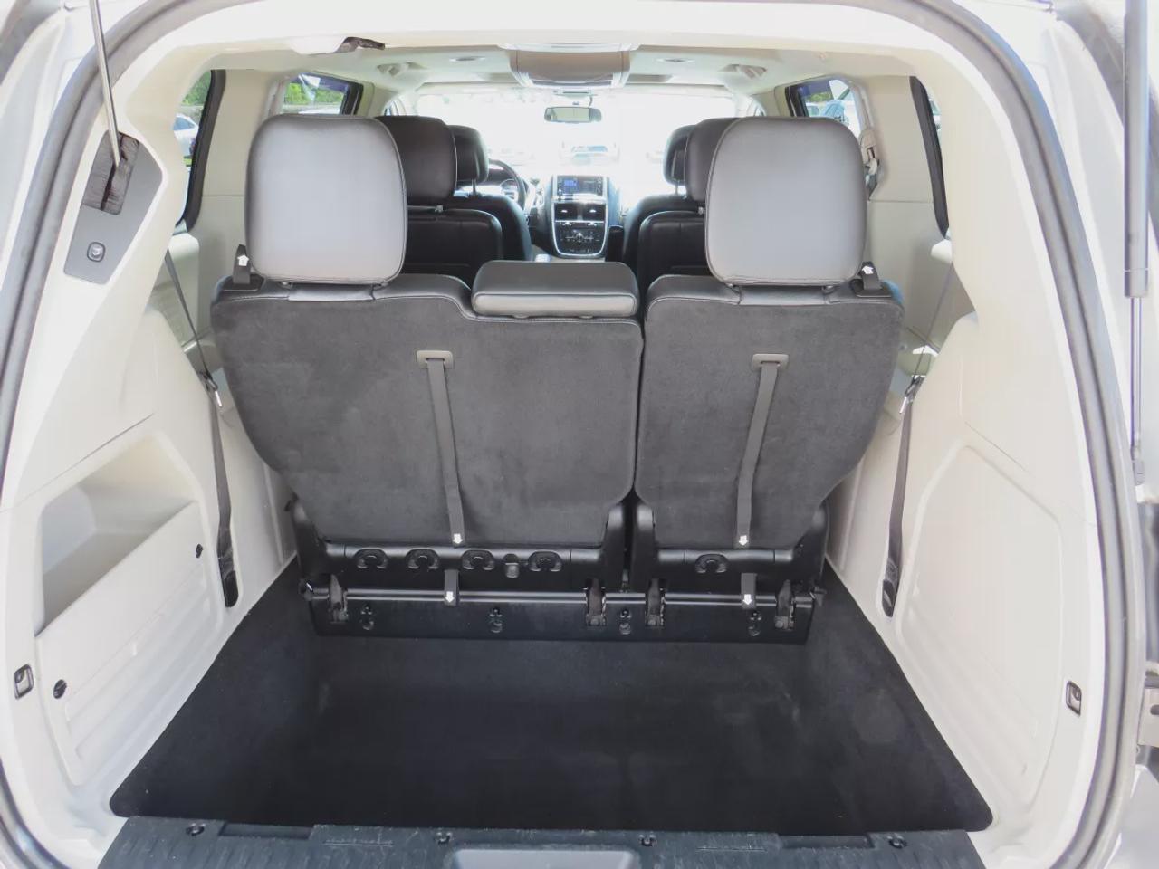 2011 Dodge Grand Caravan Crew Plus | Tints | 7 Passenger | Stow and Go Seating| Power Sliding Doors | Power Seating | Photo